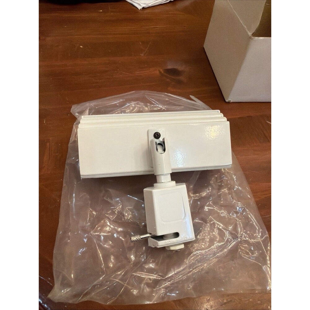 White Adjustable Track Lighting Fixture Head Rectangular Architectural Light